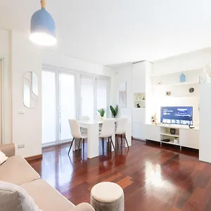 Bicocca Terrace Two Bedroom -top Collection , Milano Italia